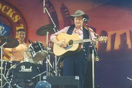 Robbie Souter drummer, and Slim Dusty