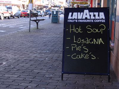 Pies and Cakes on Bondi Road - apostrophe error