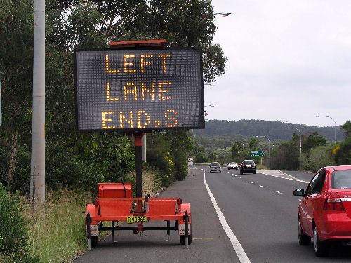 Road Sign - Apostrophe Error