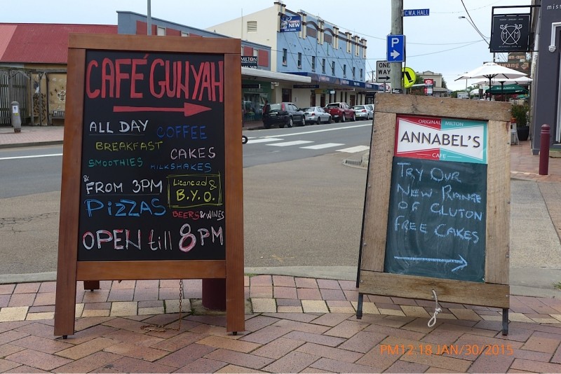 Milton has gluten free cakes, Typo